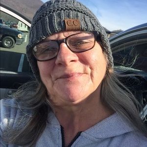 Meet your Posher, Cheryl